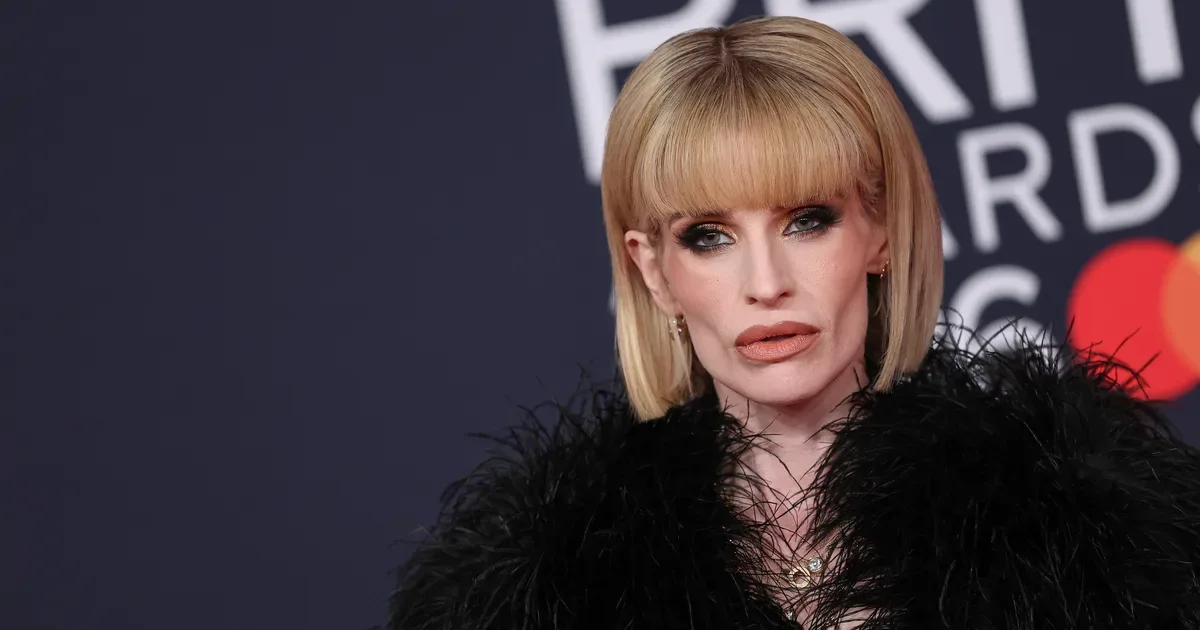 Kelly Osbourne Claps Back at Body-Shamers: 'Kicking Me While I'm Down'
