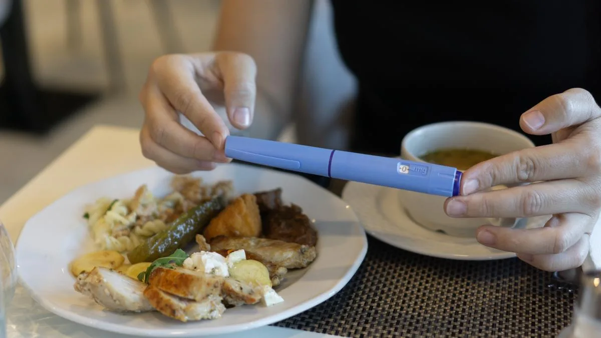 GLP-1 Drugs Reshape Dining: How Ozempic & Co. Are Changing Menus