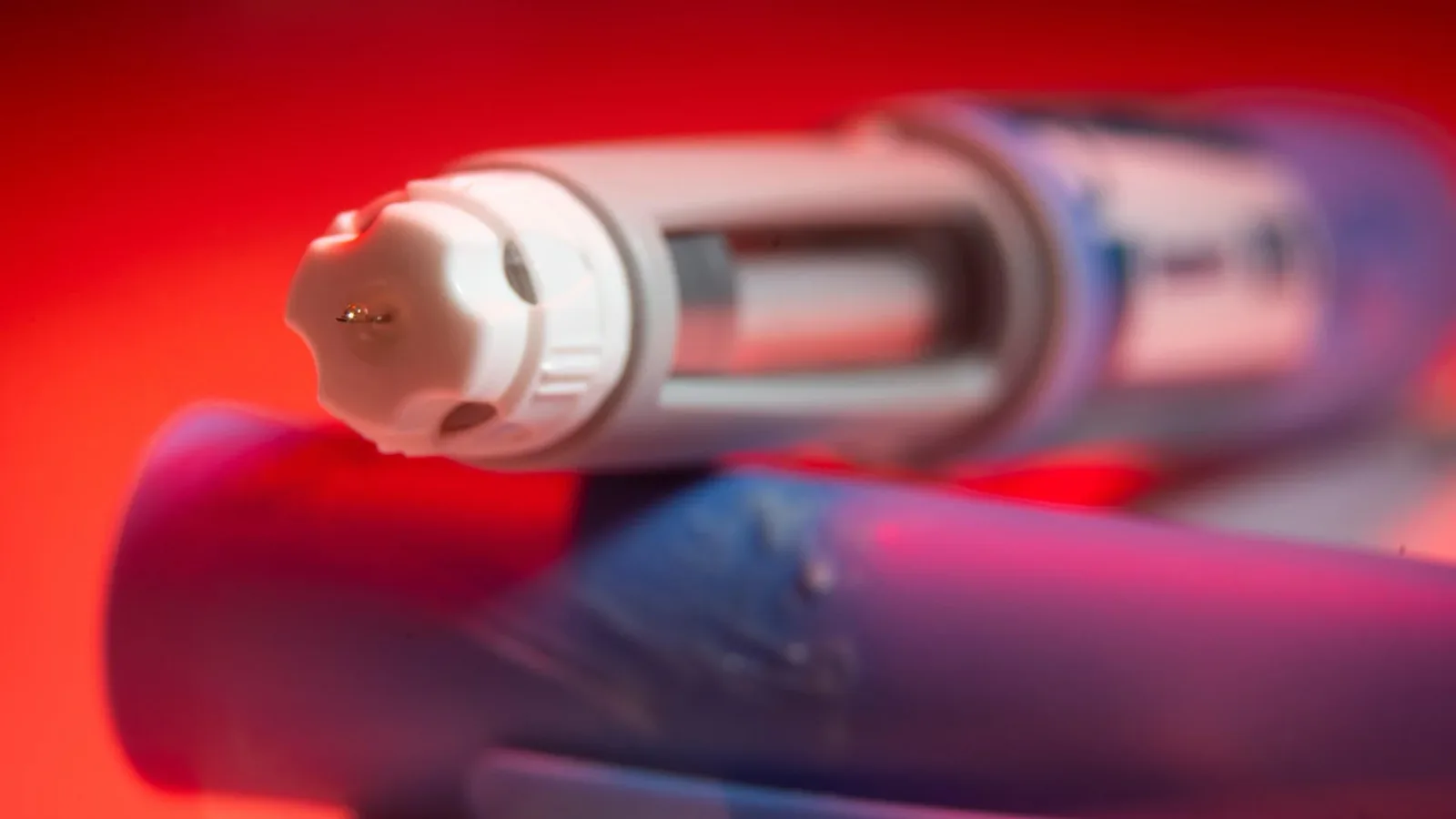 GLP-1 Overdoses in Kids: Risks, Symptoms & Prevention Guide