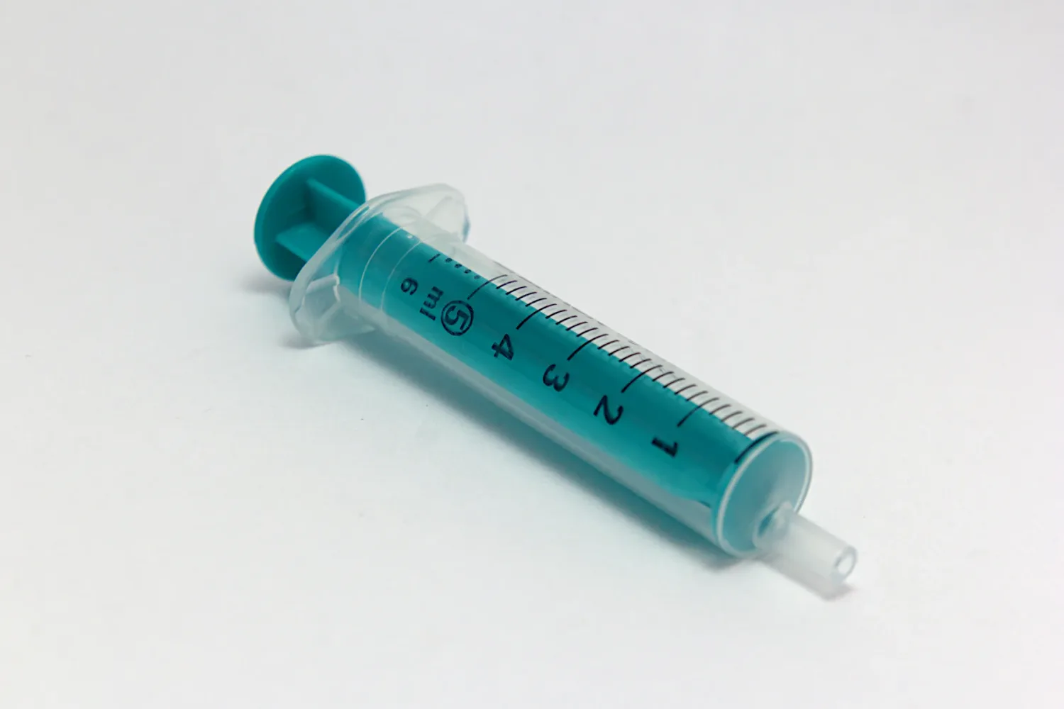 Illegal Peptide Shots in Brazil: The Hidden Risks for Expats - Featured image