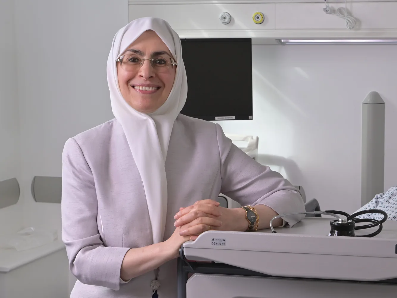 Aston University Investigates Weight-Loss Drugs for PCOS Treatment